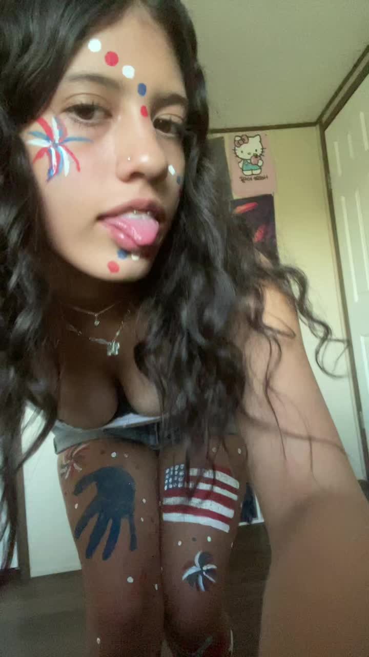 @🦄