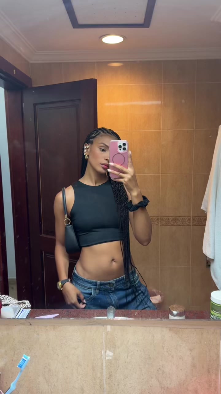 @valeriaporto