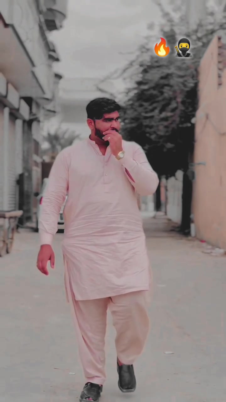 @Farooq Rajput✨🍂