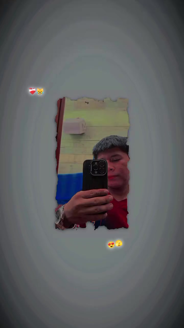 @Alexander😻❤️🩹