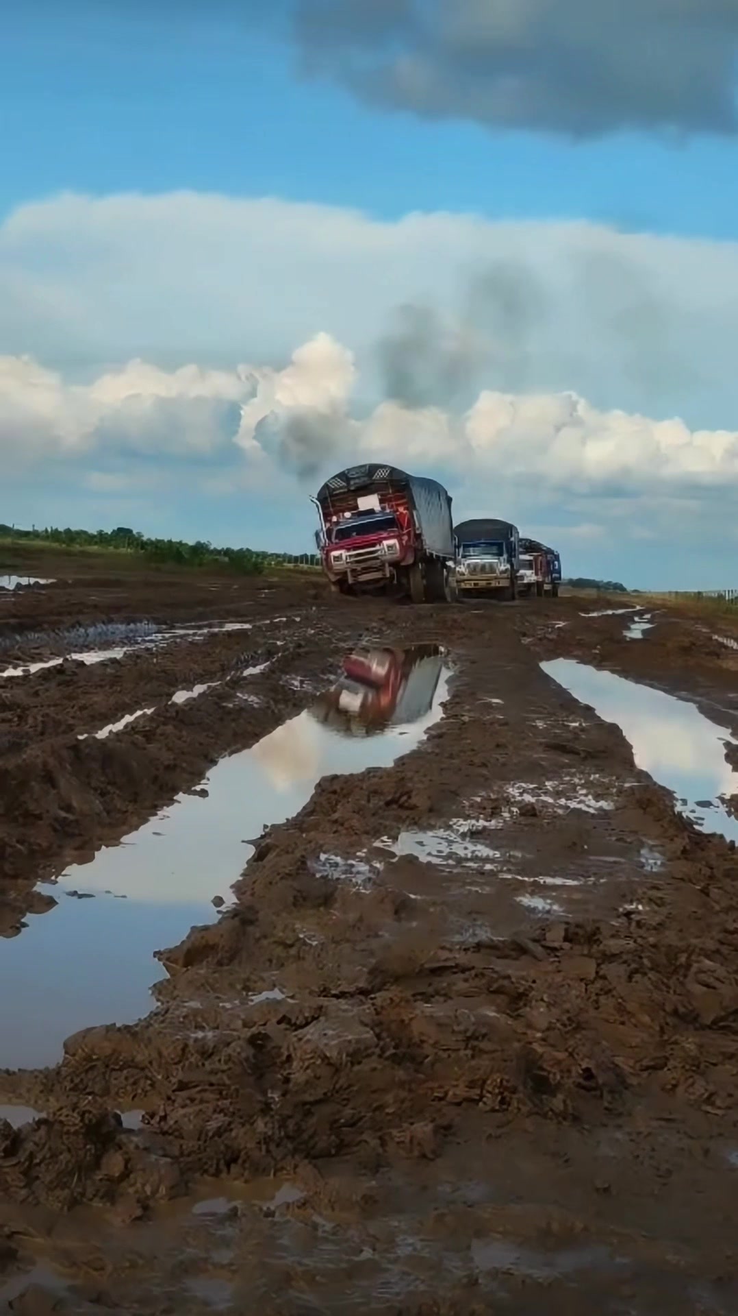 @Trocheros Trucks