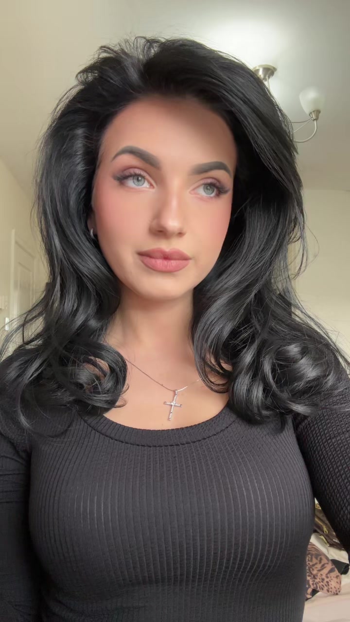 @Renata🖤