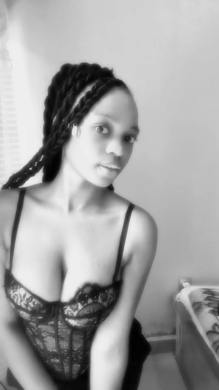 @~black baddie ~🖤🫀