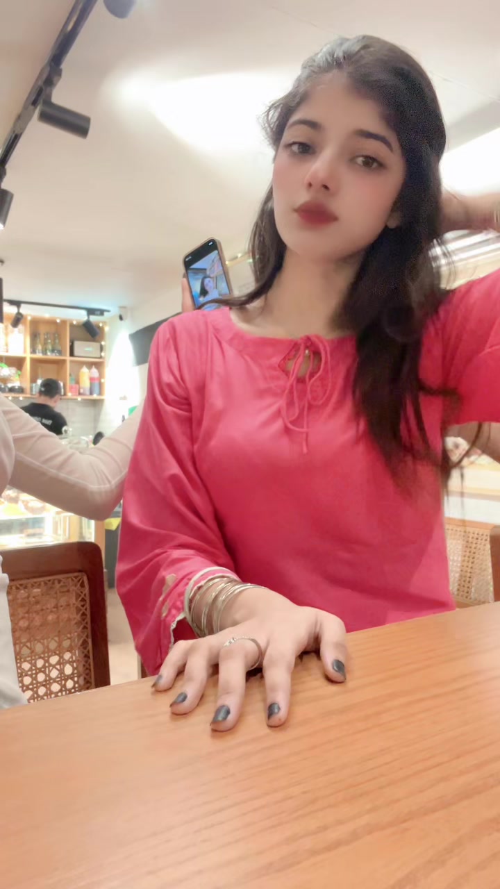 @❤️Anny Shah❤️