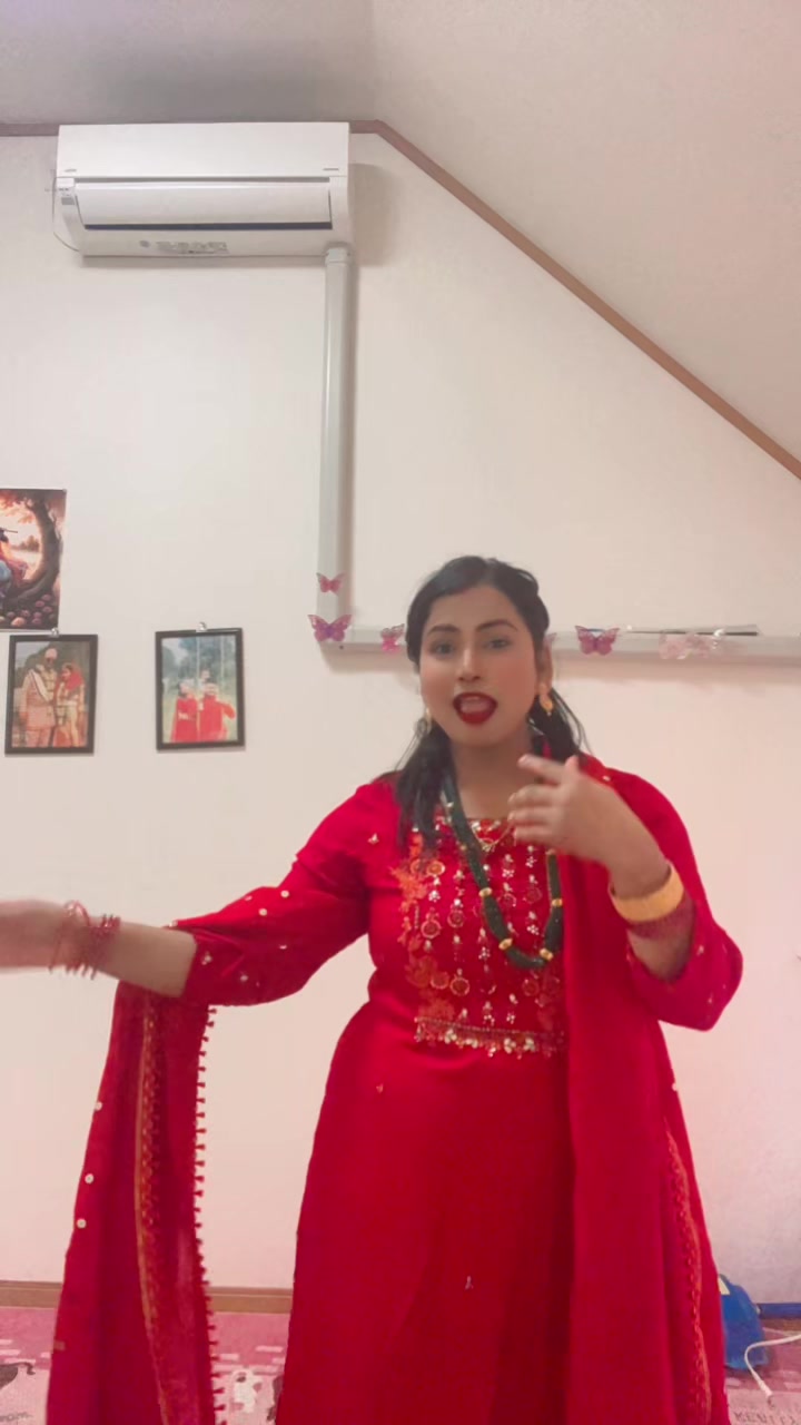 @Sanbhi❤️mom🎌