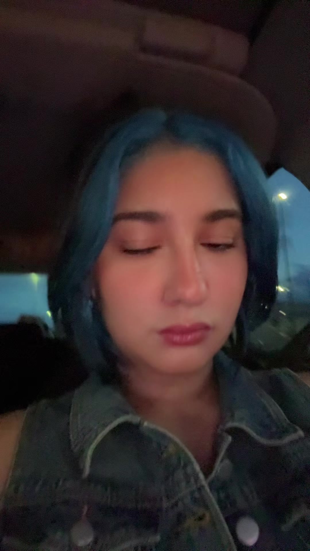 @^~^