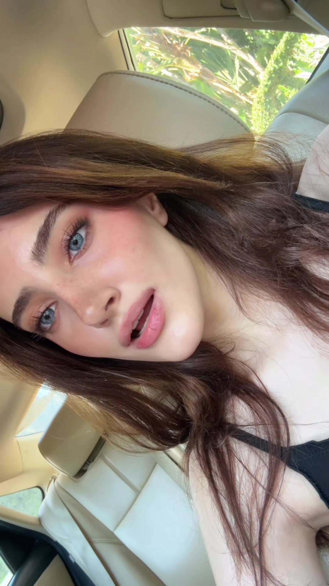 @vania