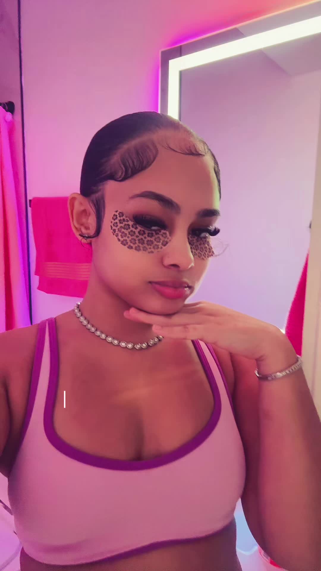 @🫧🎀🎧🩷