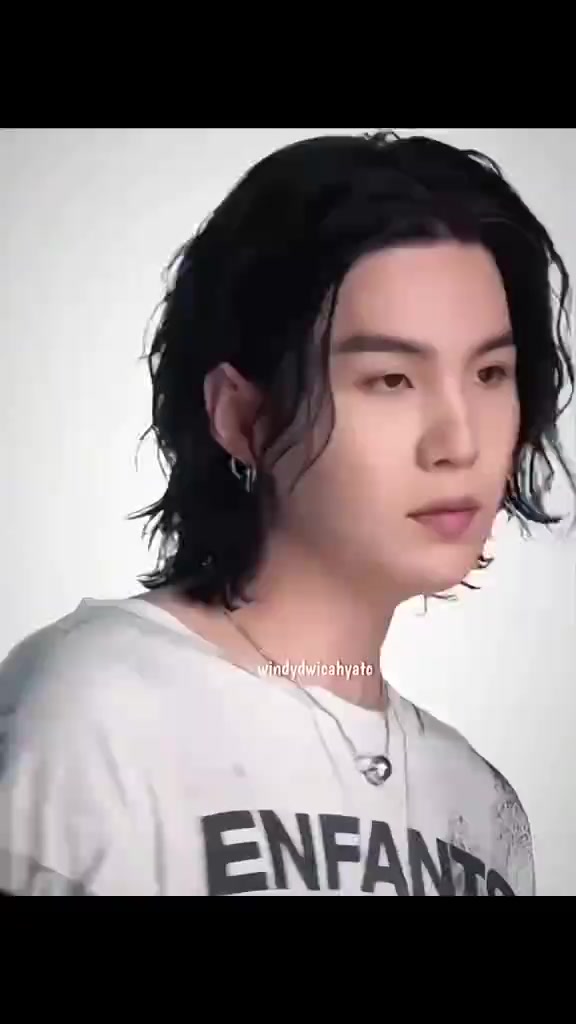 @AMRYYYYYY 🇰🇷 биас юнги BTS💜