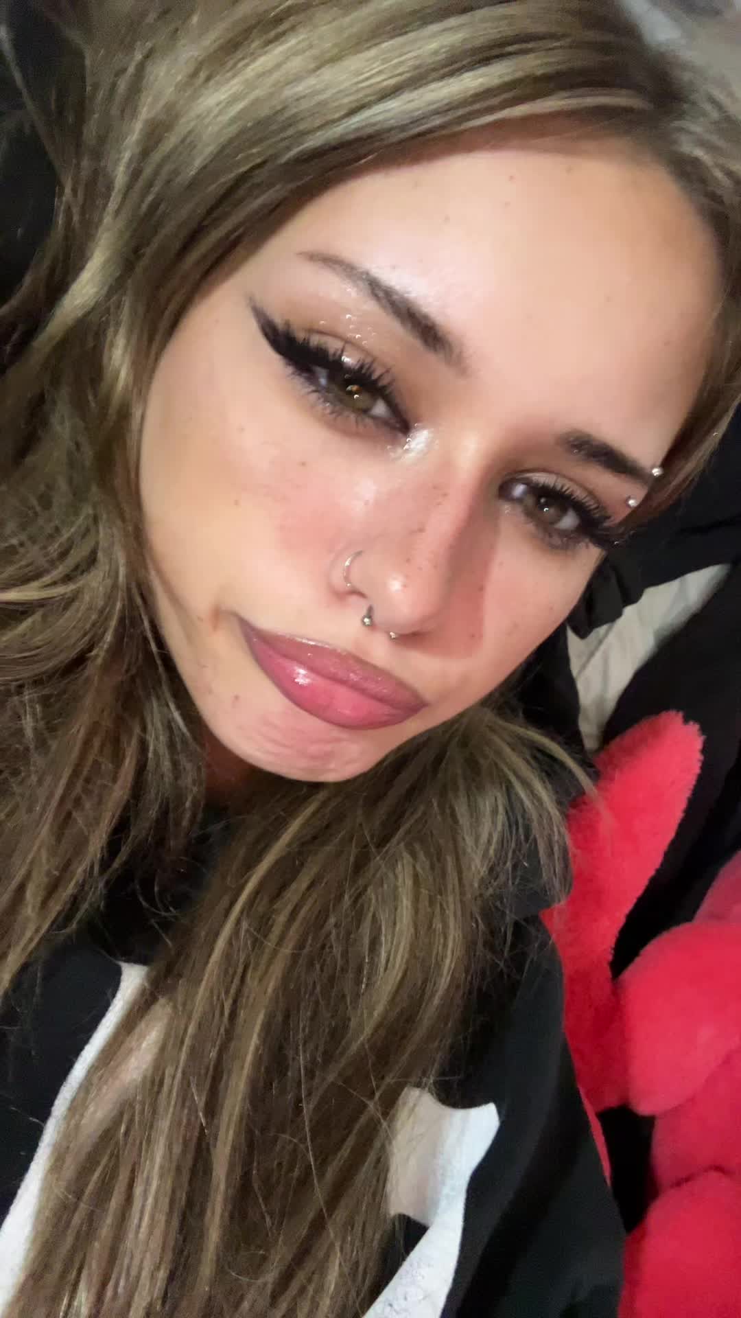 @ahailoh