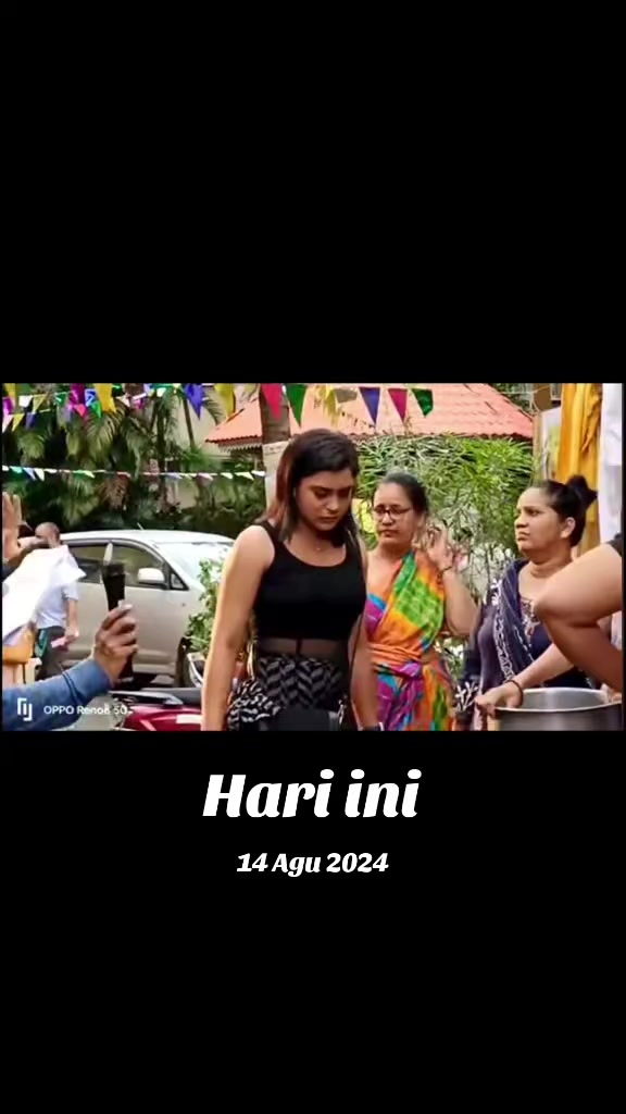 @Riaaa__