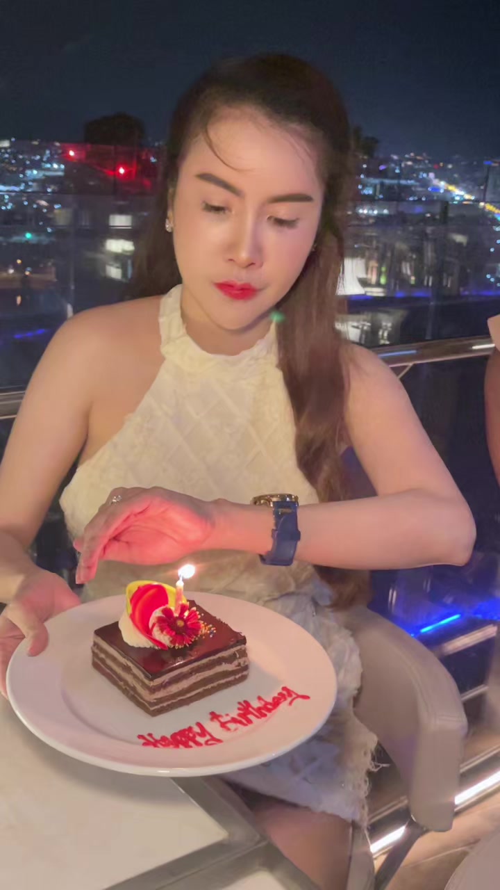 @Junesasi