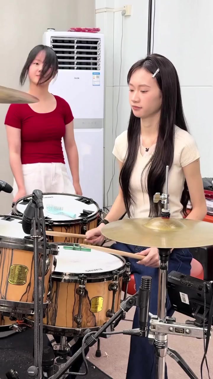 @微妮儿