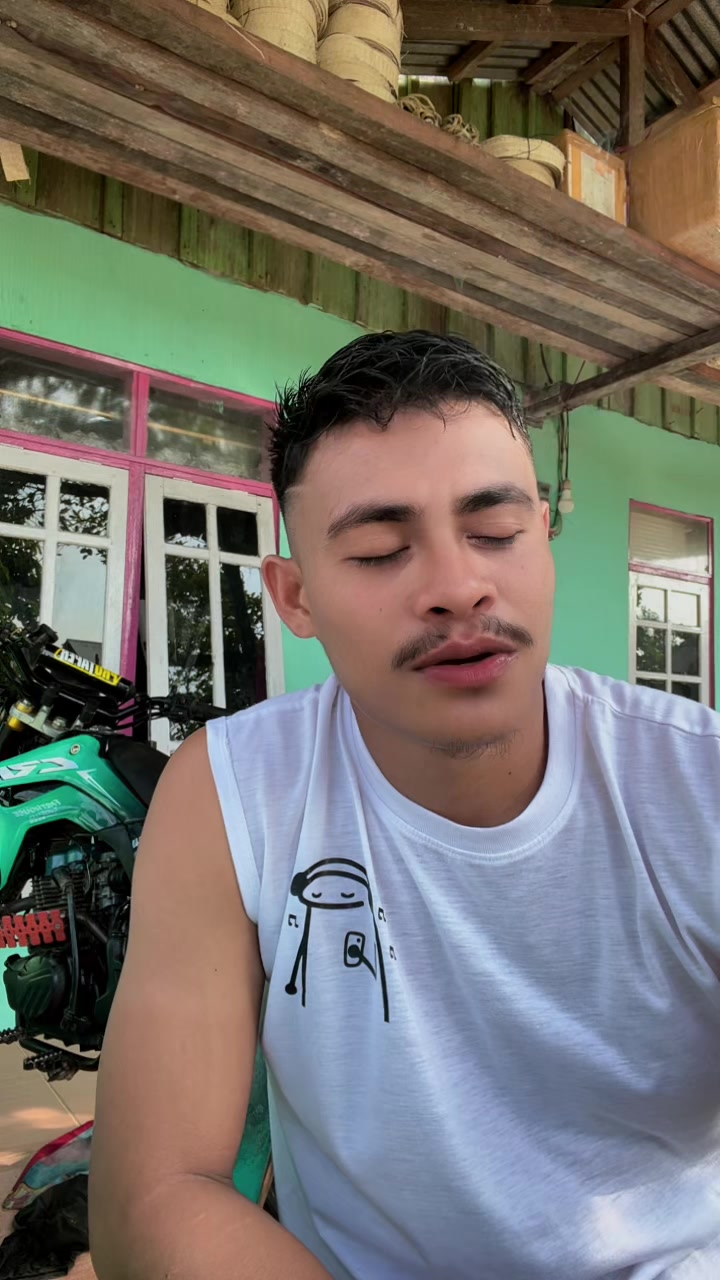 @Alex09📍