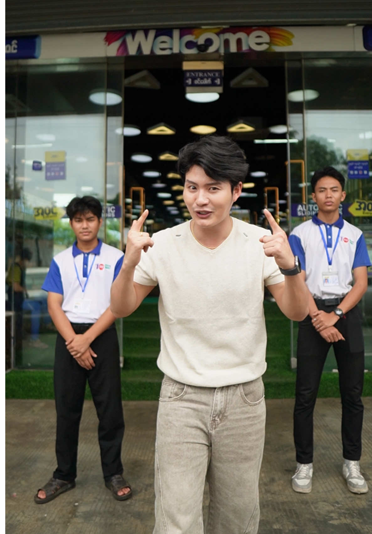 @Ah Myat KarengDan (iDol)