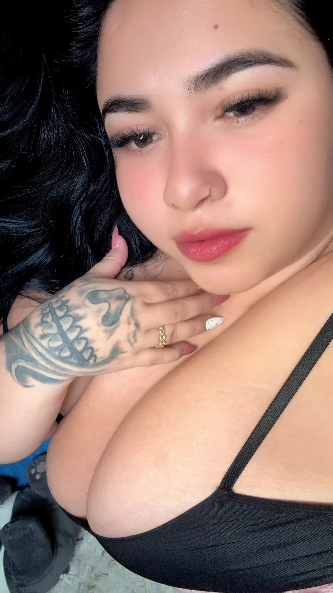 @Andrea Gonzalez 🍒