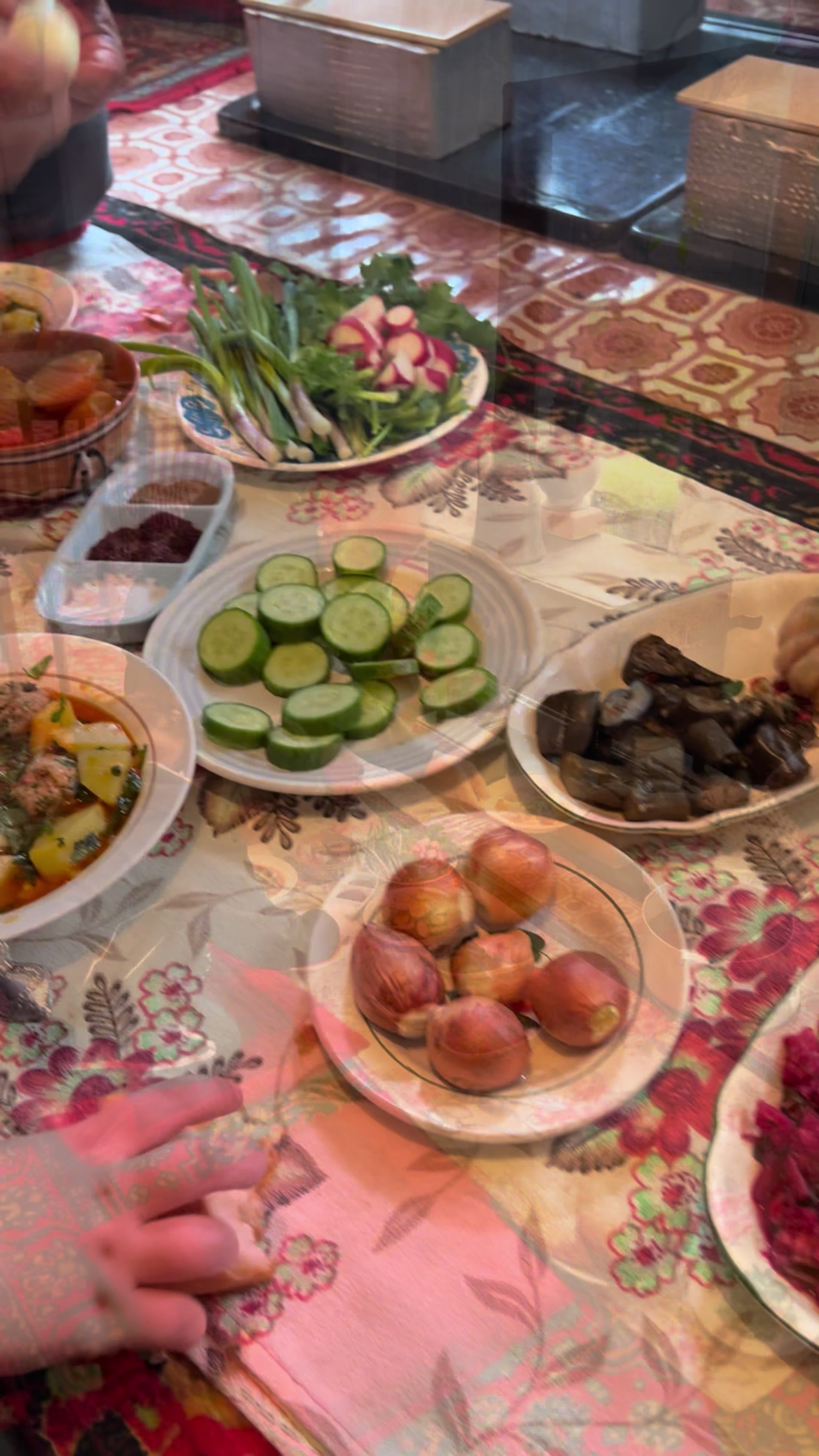 @H&uuml;sniyyə Məcidova