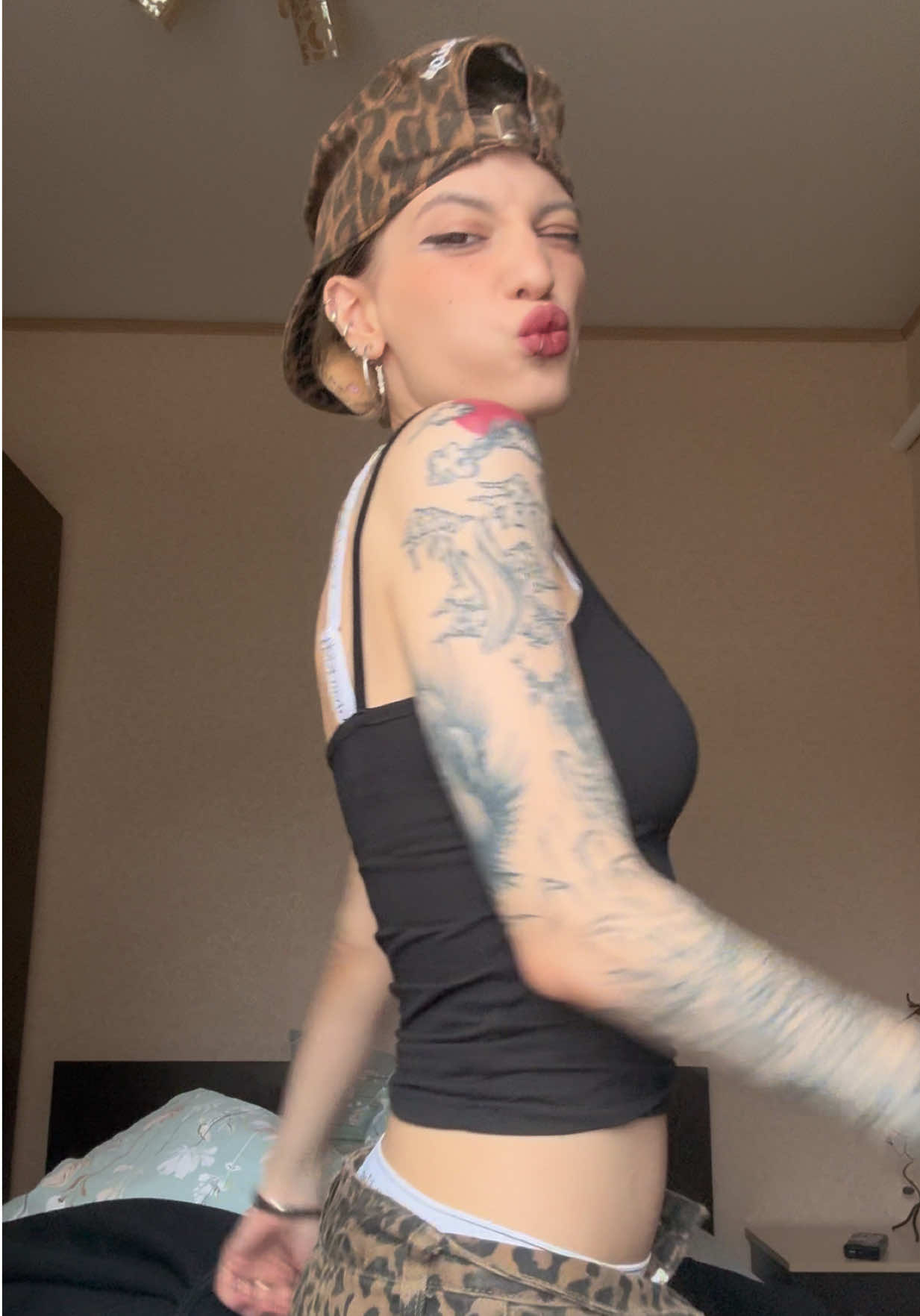 @Xornycrush