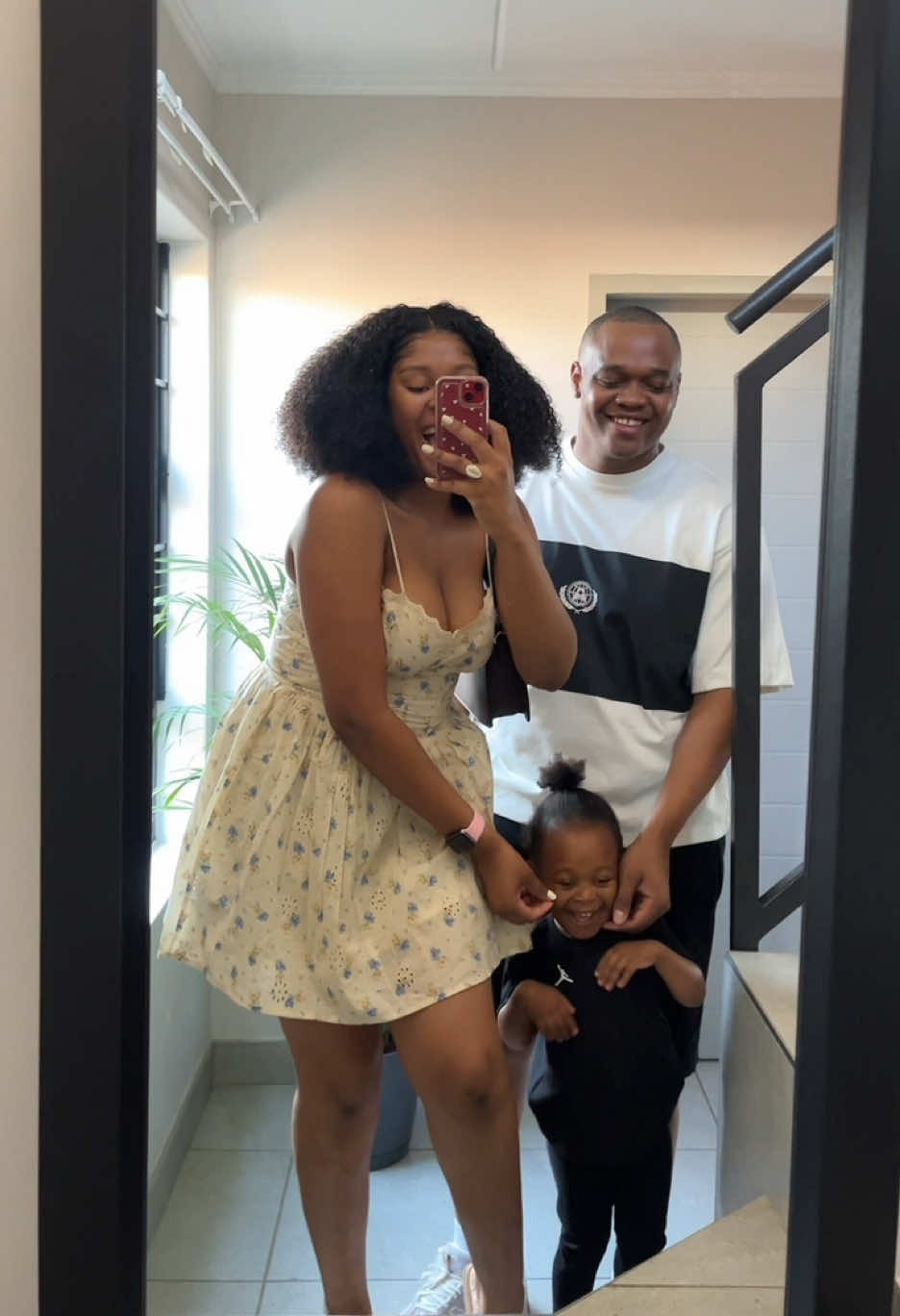 @Nthabi Claire Moloto 🌸