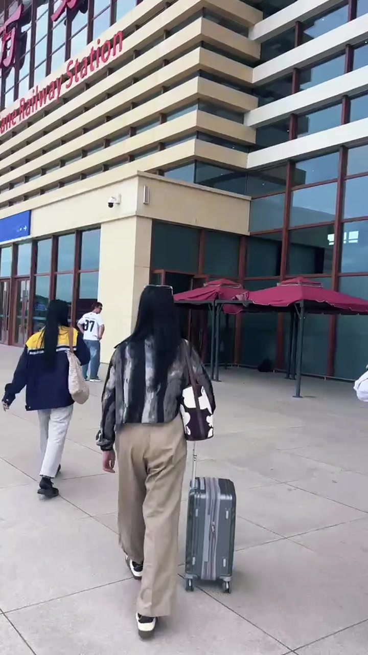 @李秋亿🙋🏻♀️