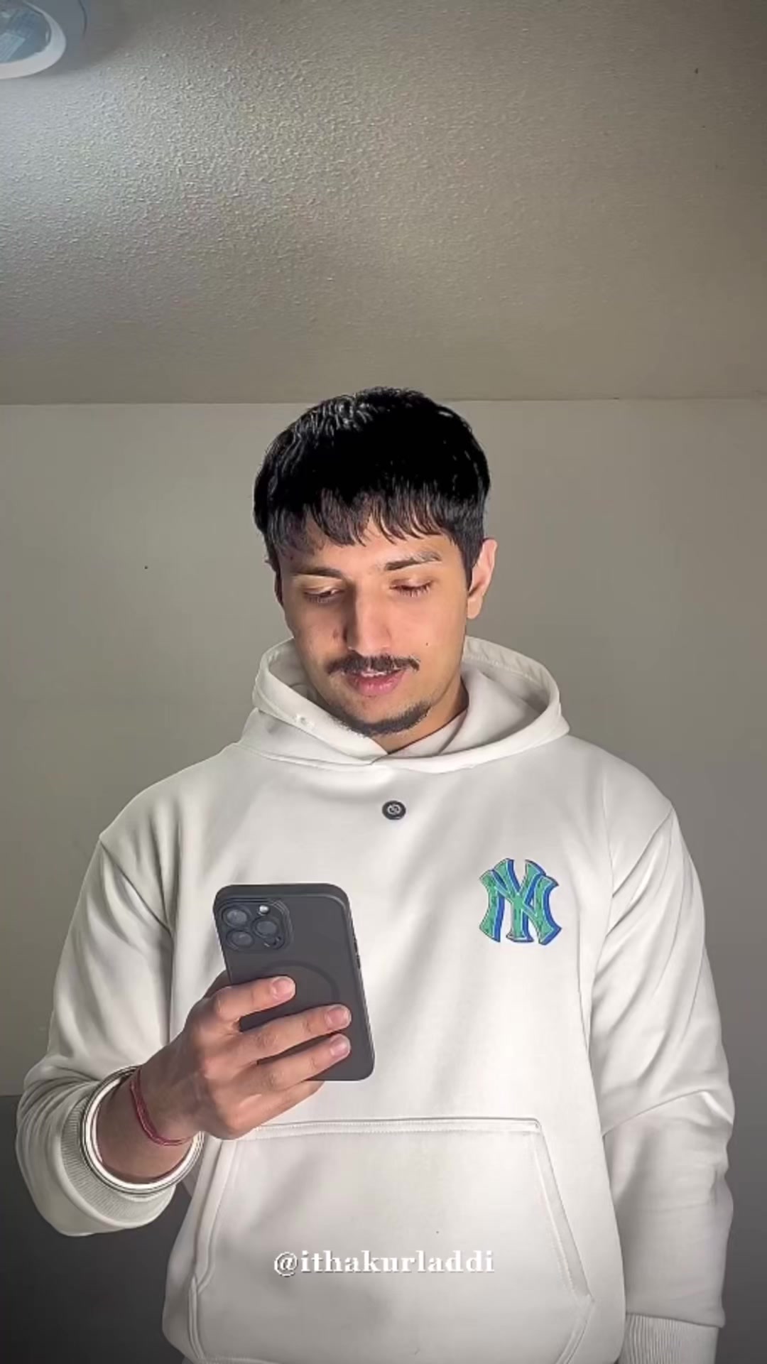@ThakurLaddi