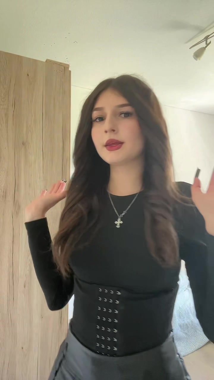 @малютка
