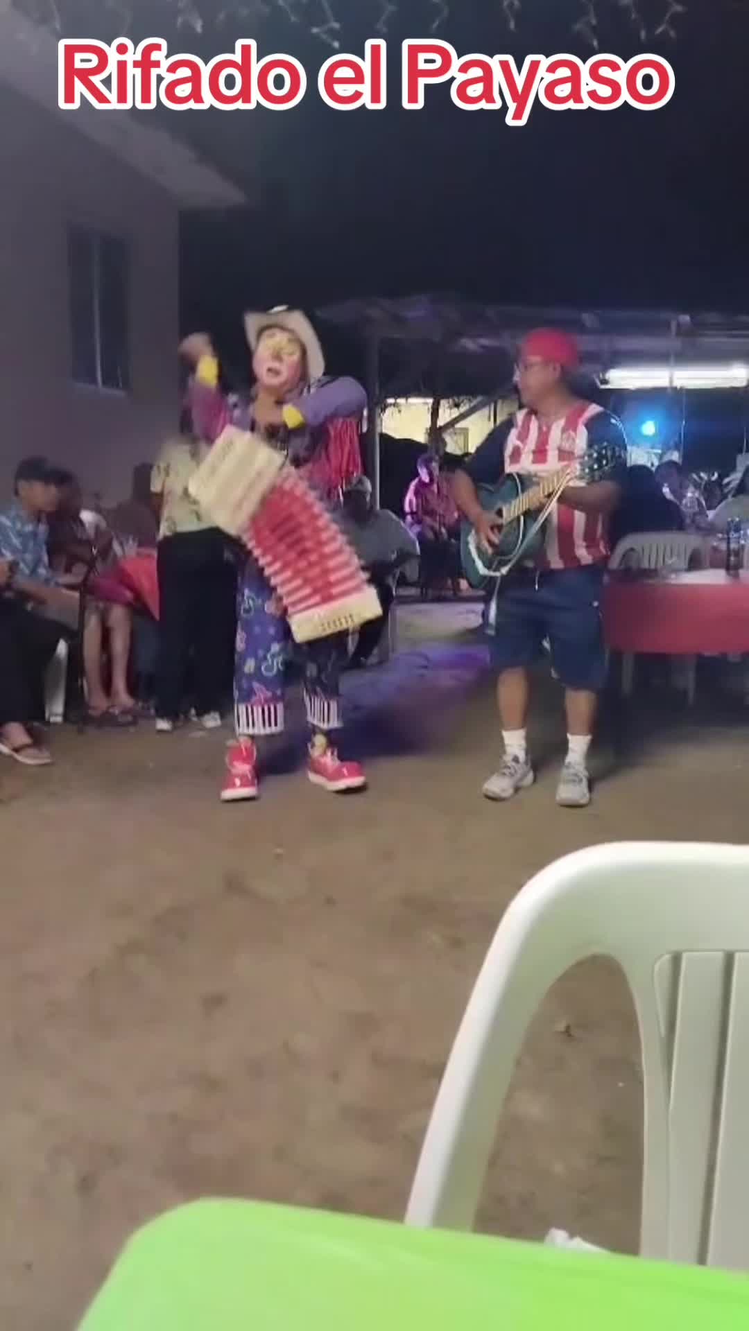@PAYASO CHARLY BOY