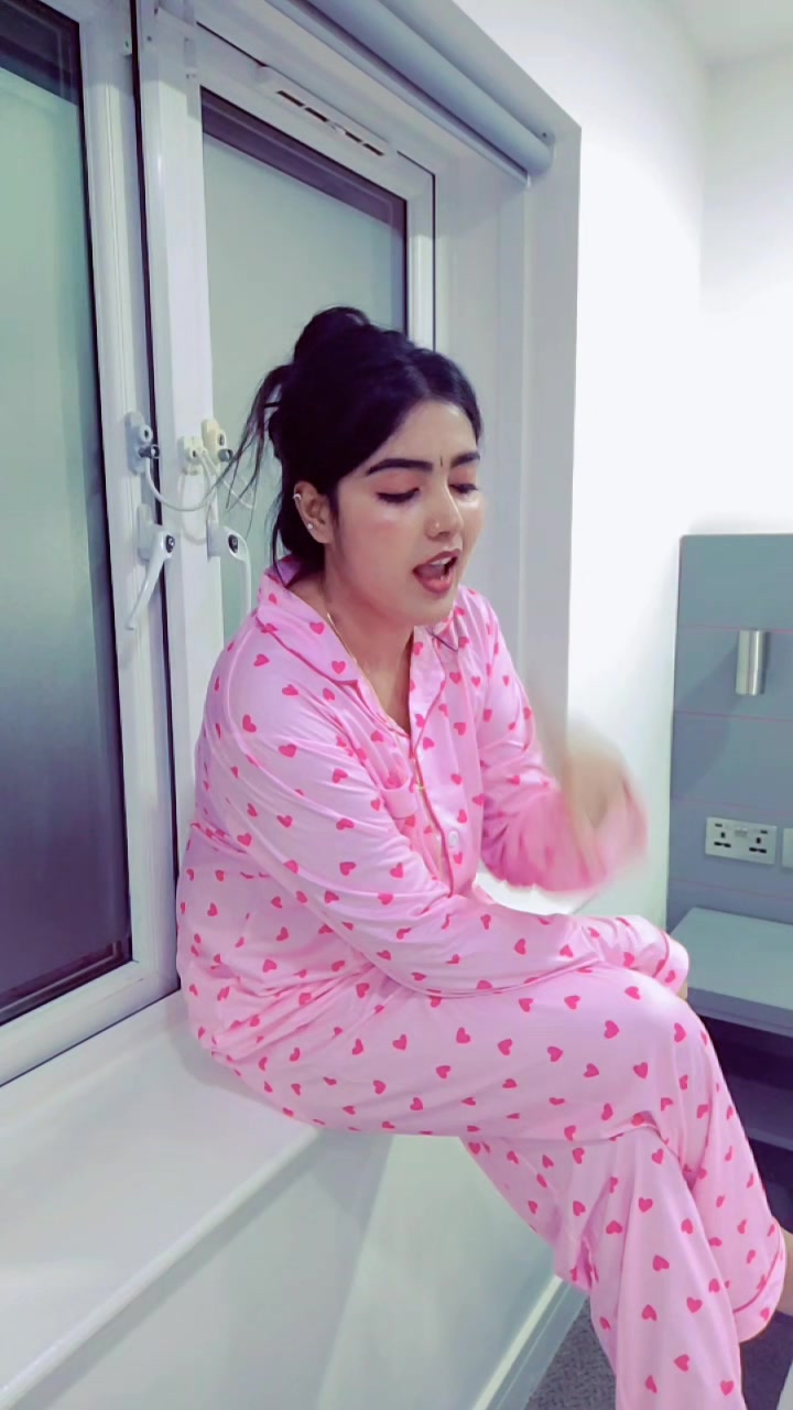 @S H A N A🧚♀️