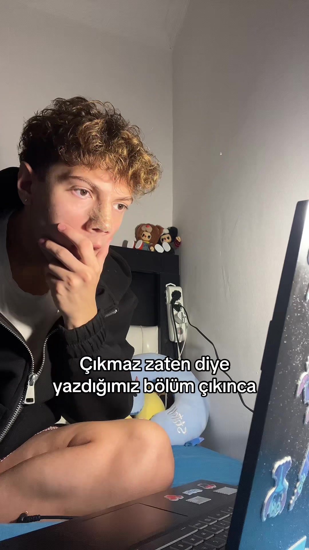 @Kıvrışık