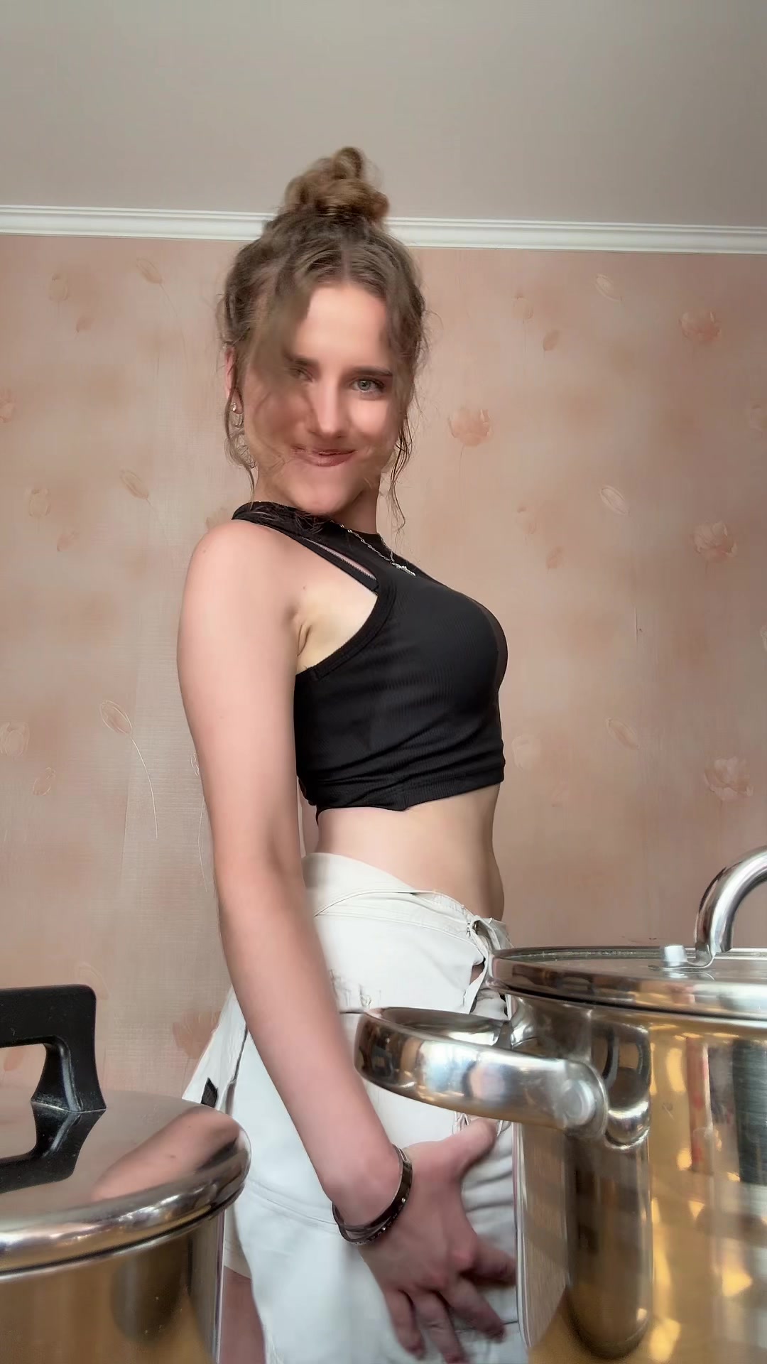 @olya makima