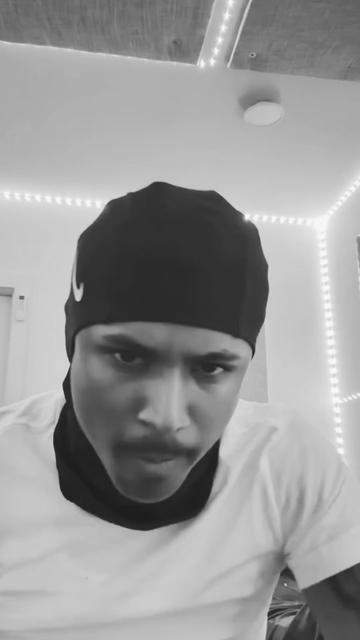 @Jayshaun