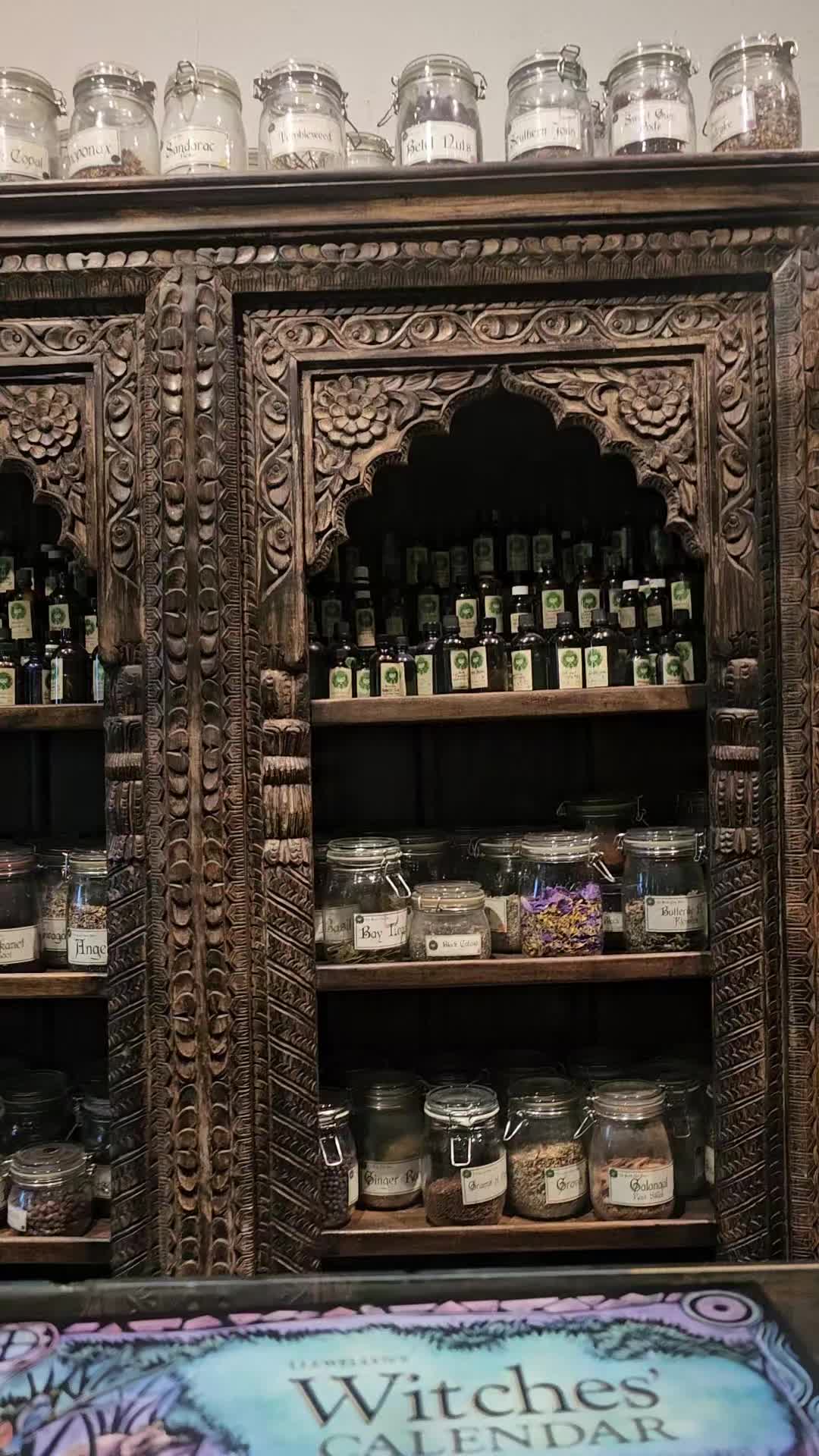 @thegreenmanstore