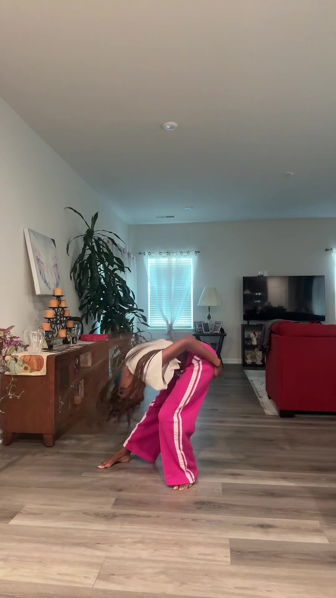 @Niya Riona