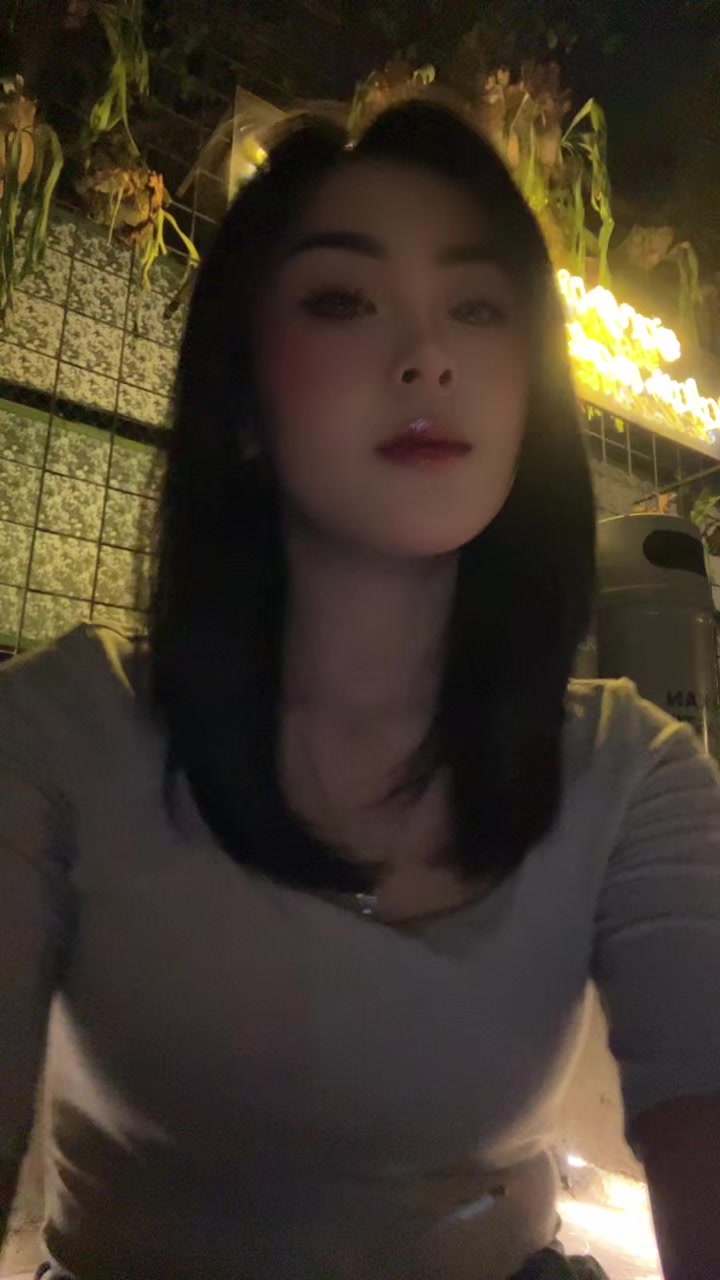 @kiaazz