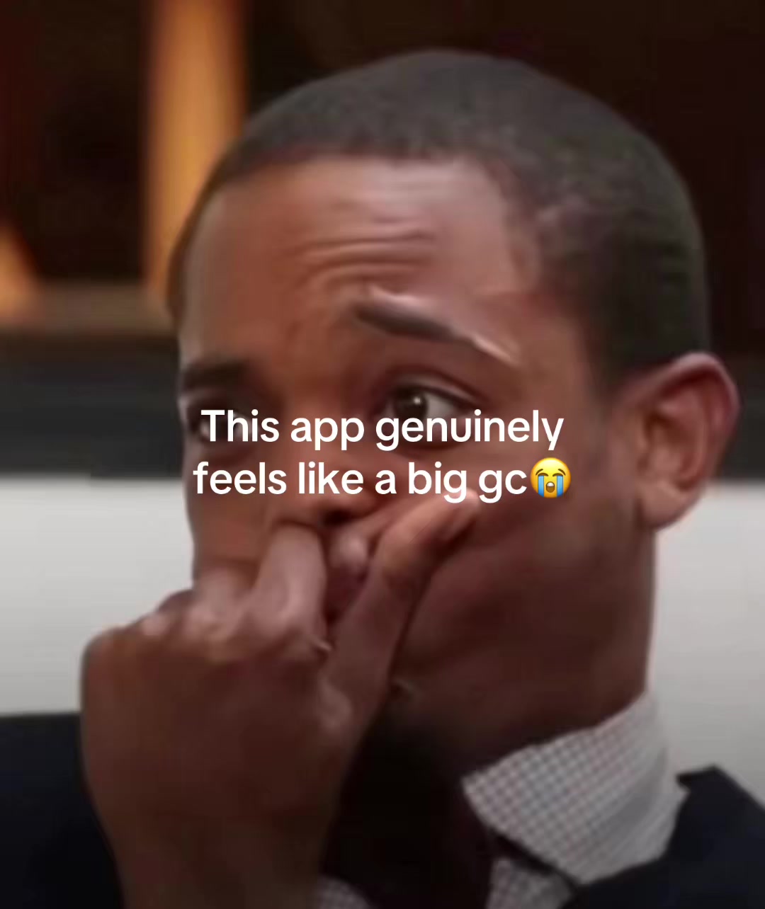 @⃟