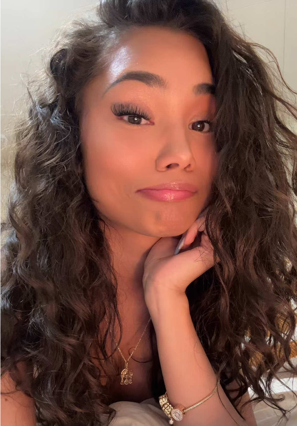 @Naomi🤍