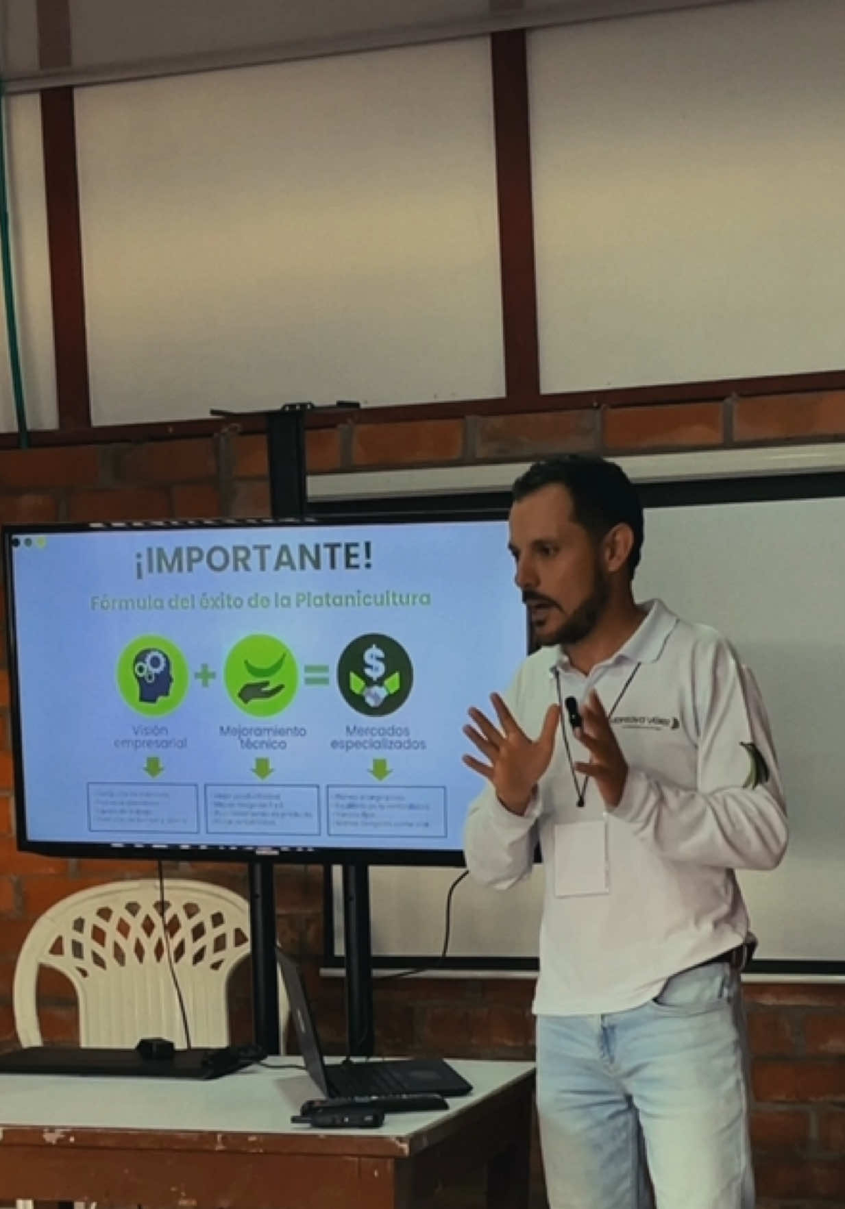 @Montoya Vélez S.A.S