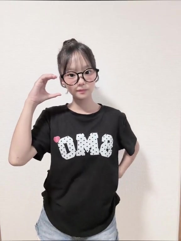 @くれな