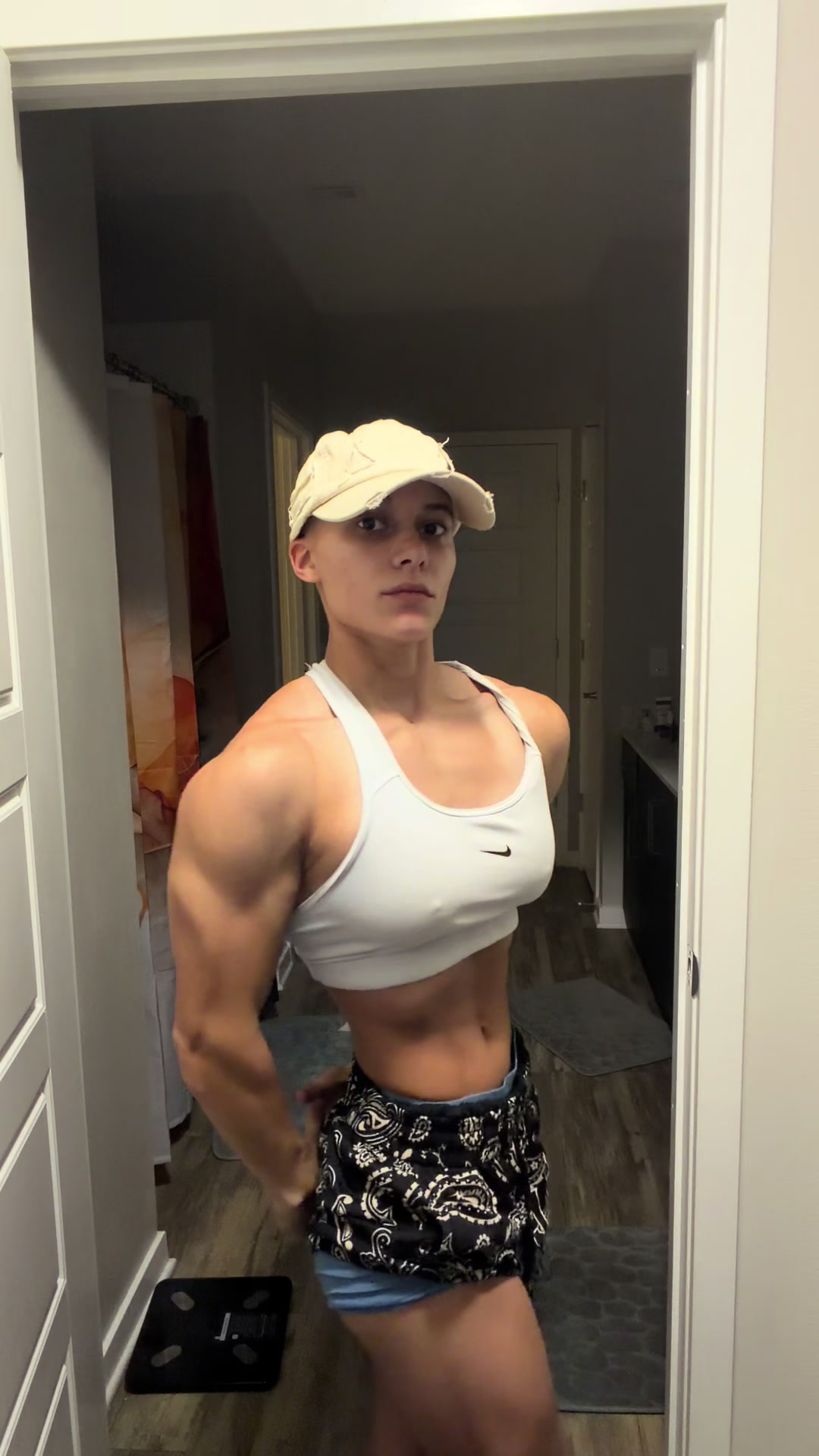 @lynleylifts