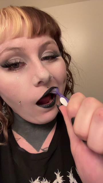 @digital.vvhore