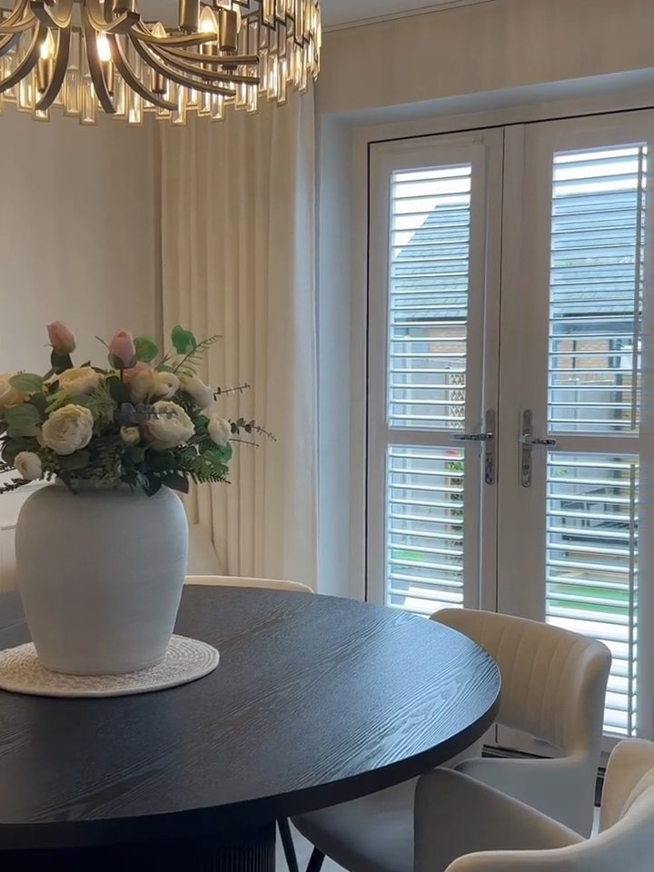 @247 Blinds