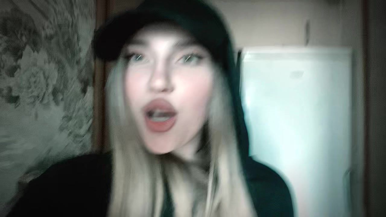@Оля Плющ