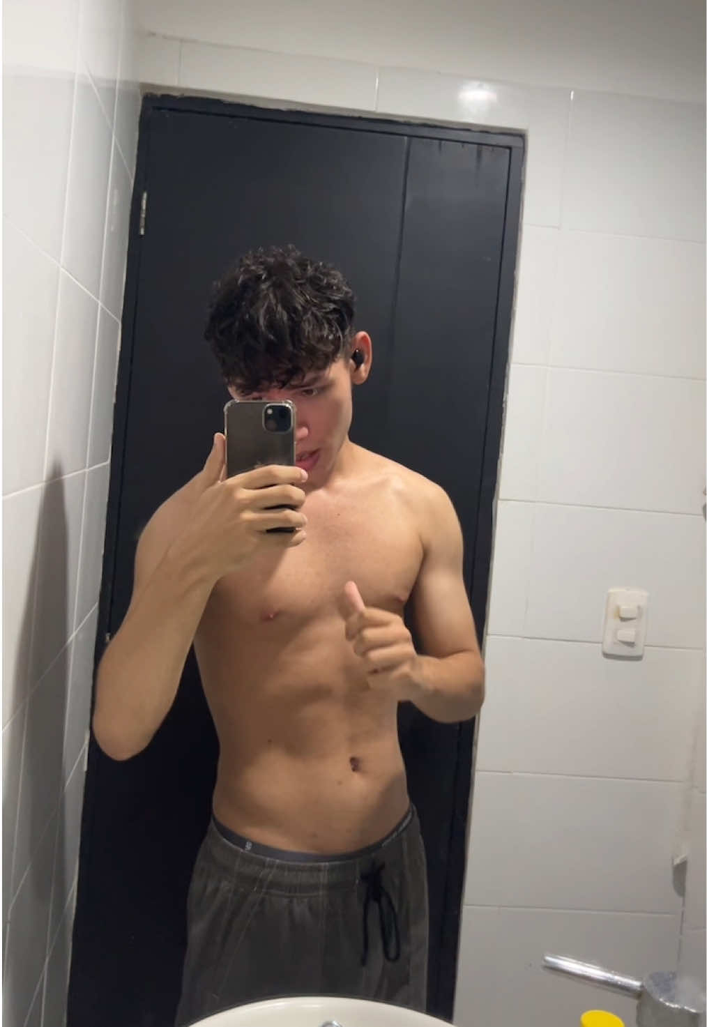 @Brianszr