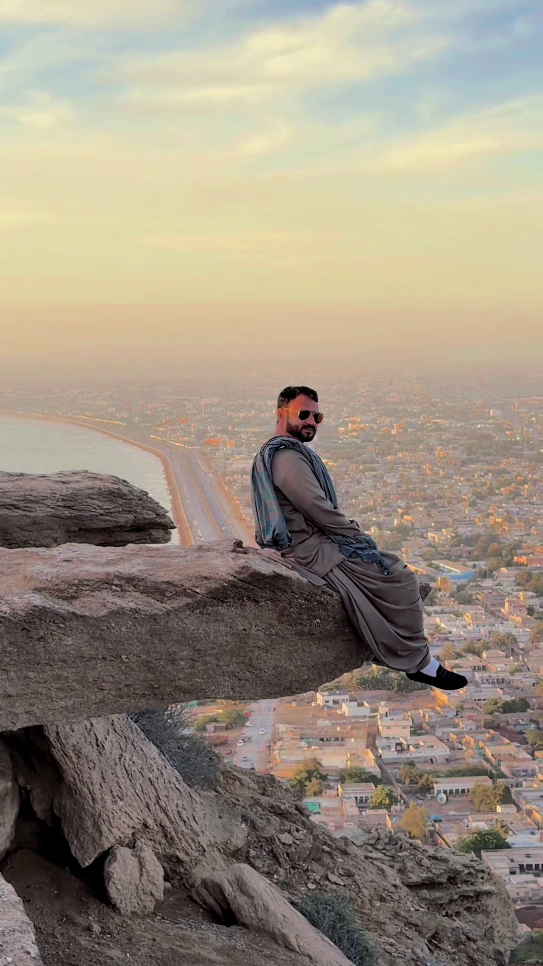 @Manthar khan