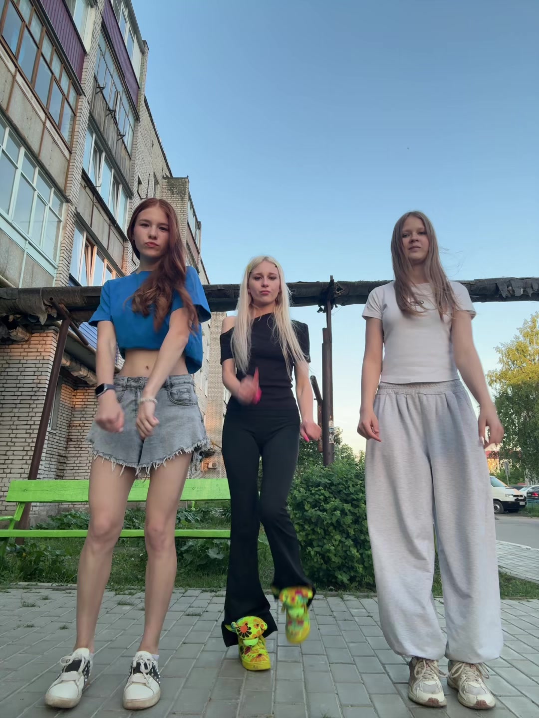 @пошлая блондинка