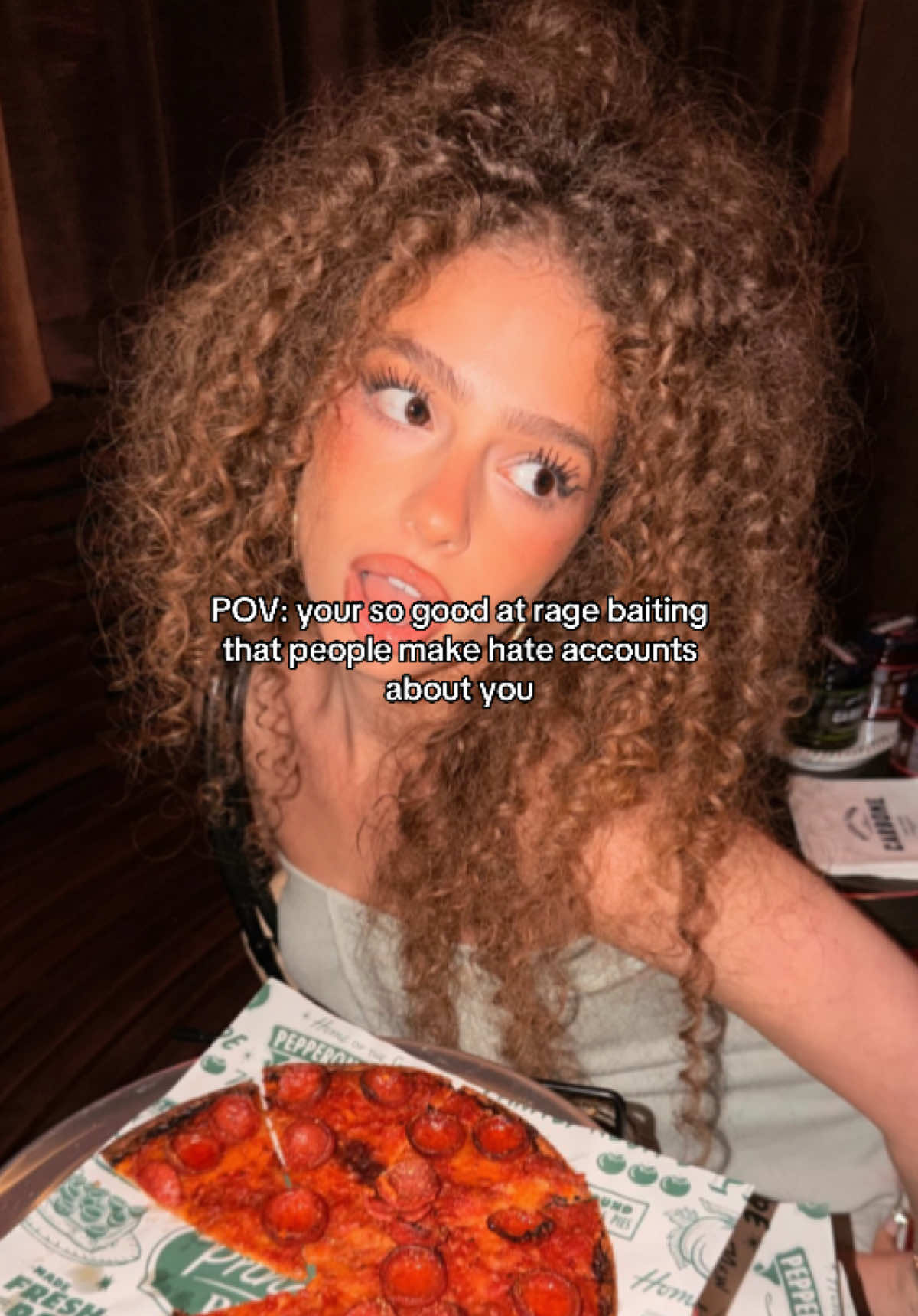 @lessis_fanaccount