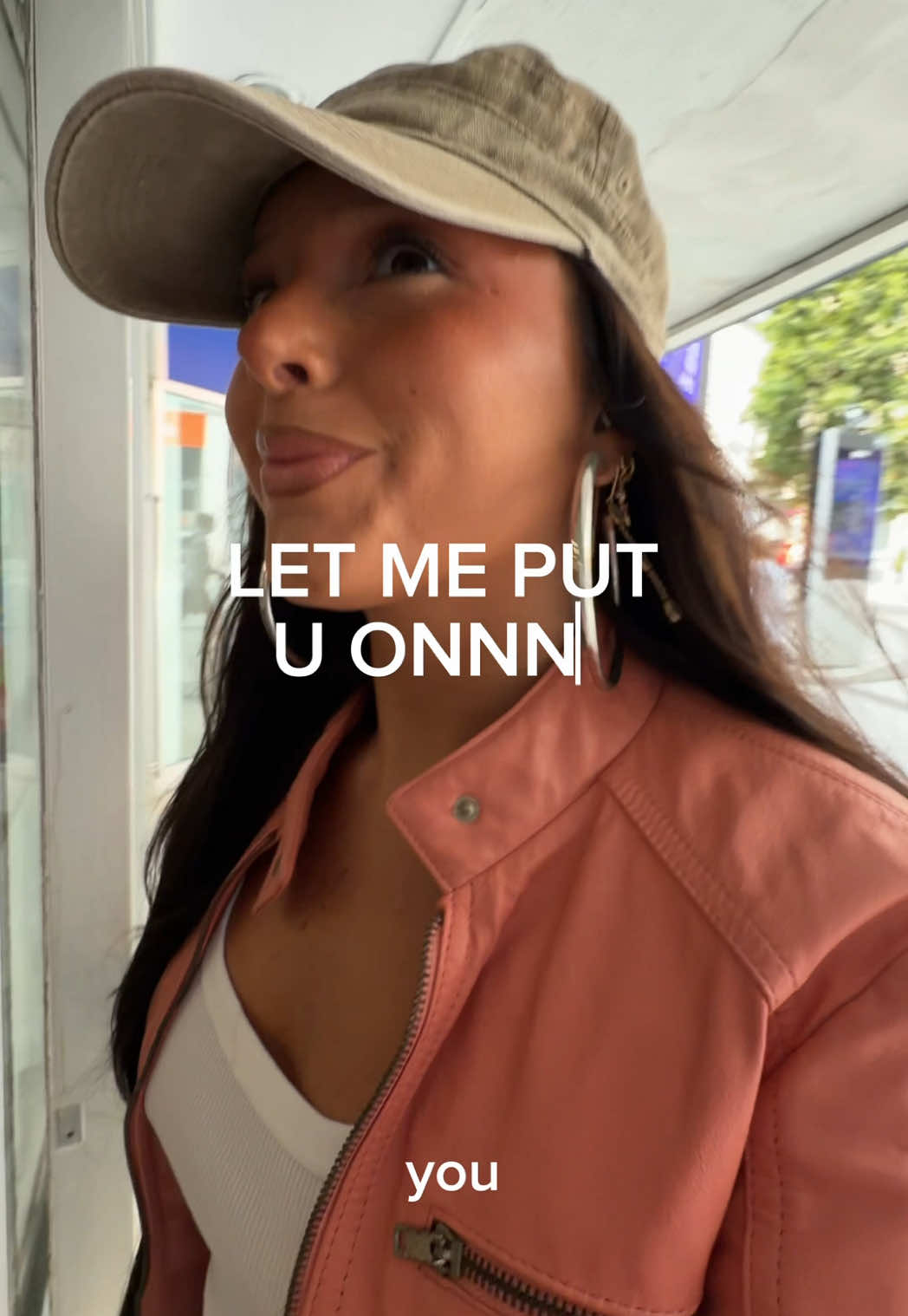@elliefrances