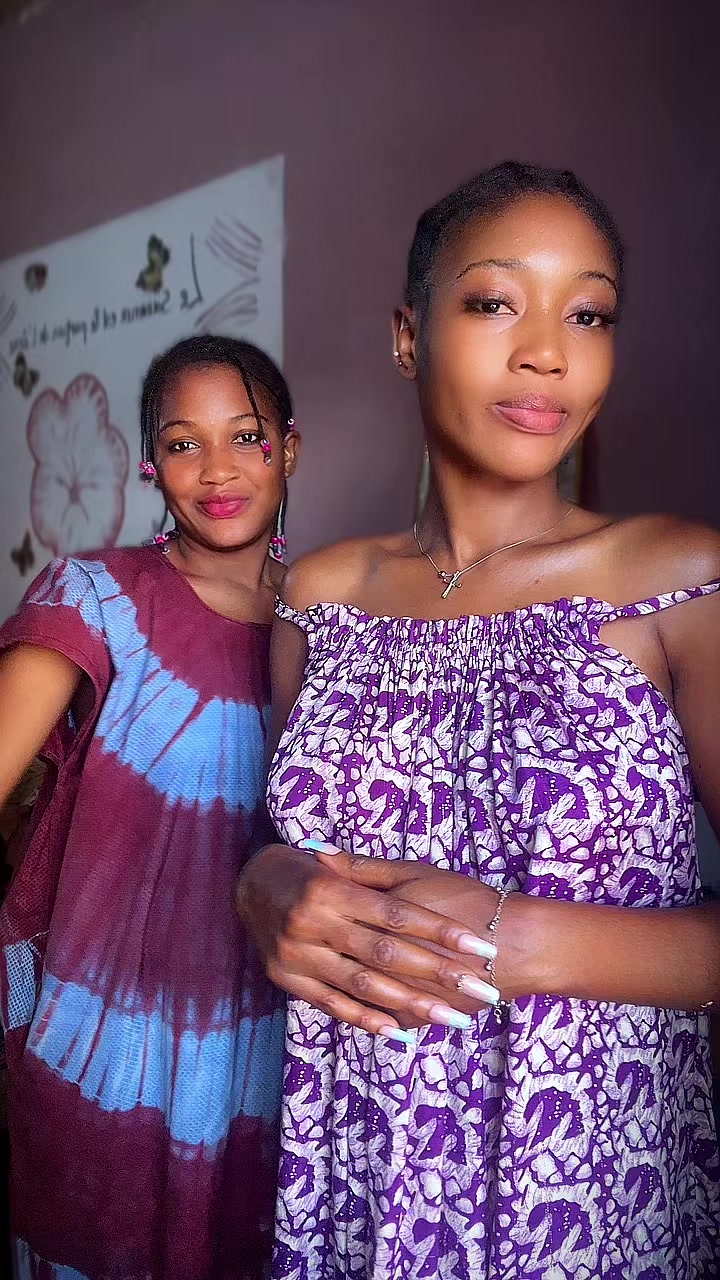 @Florichou🦋🖤