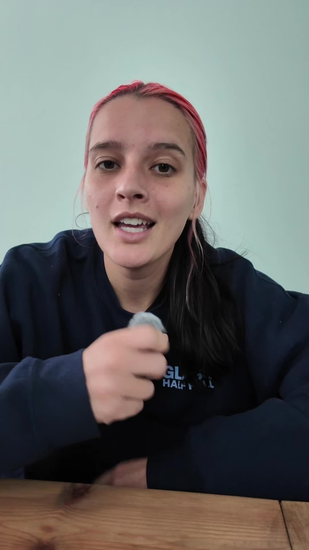 @glassgrrrl