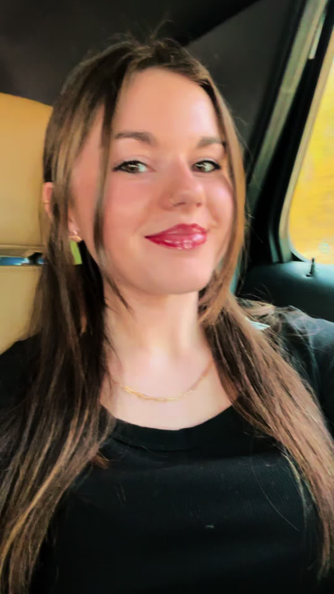 @kayla.metz